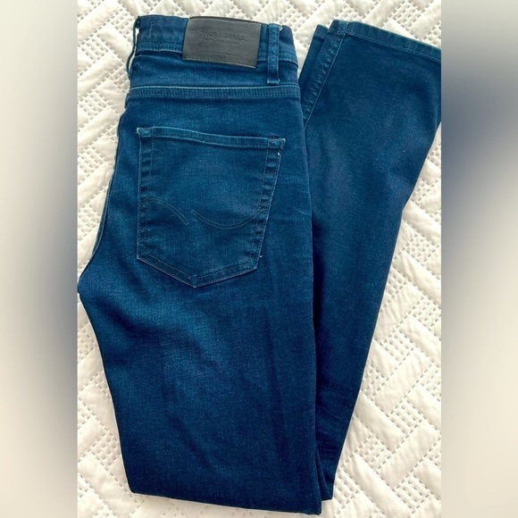 Jack & Jones Young Man Teen 29x32” (29x29.5”) Dark Wash Slim Straight Blue Jeans - Picture 3 of 14